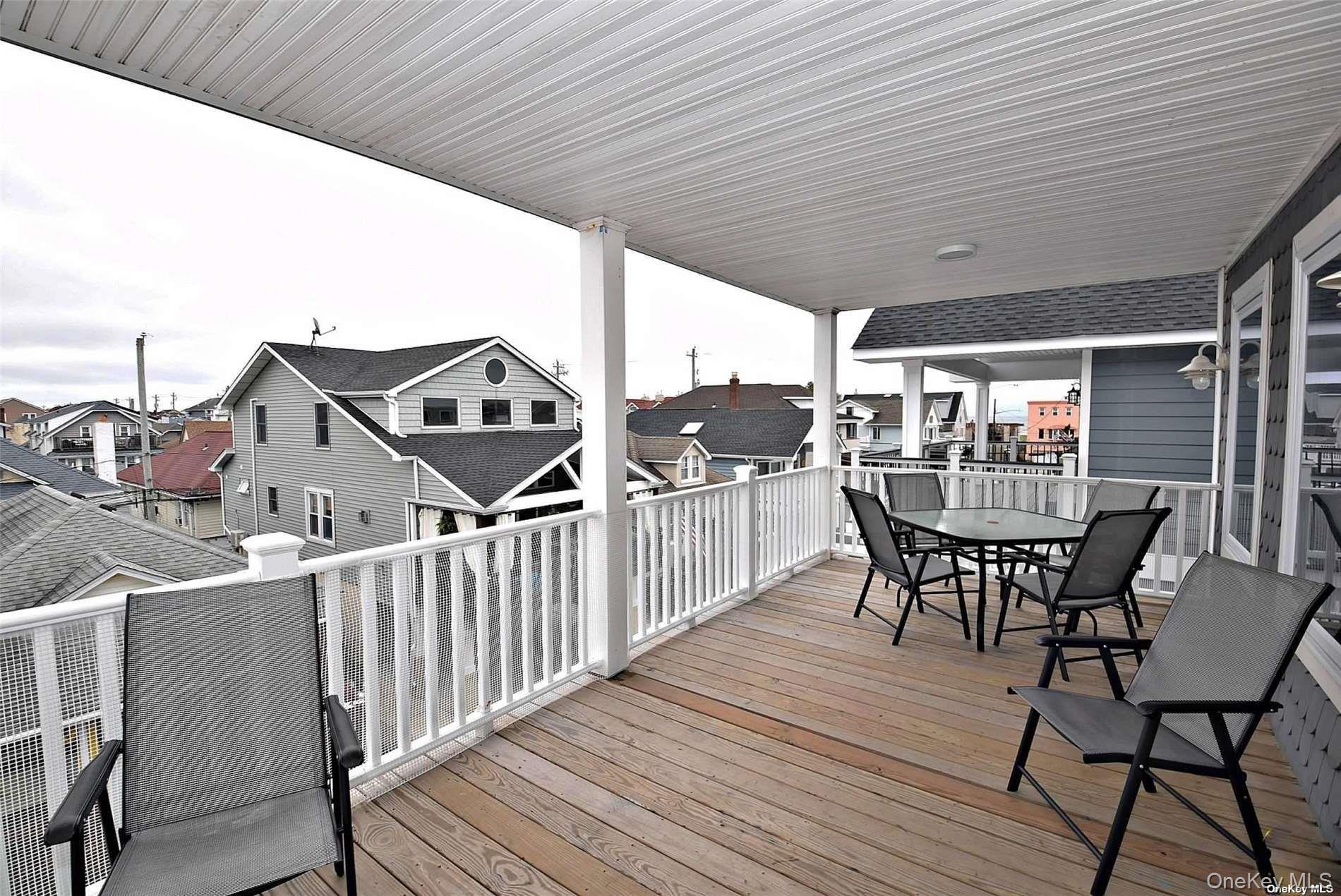 #20 photo, 31 Florida Street, Long Beach , NY 11561