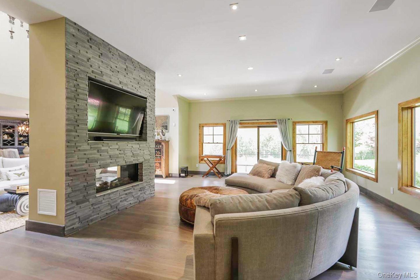 #10 photo, 1366 Scuttle Hole Road, Water Mill , NY 11976