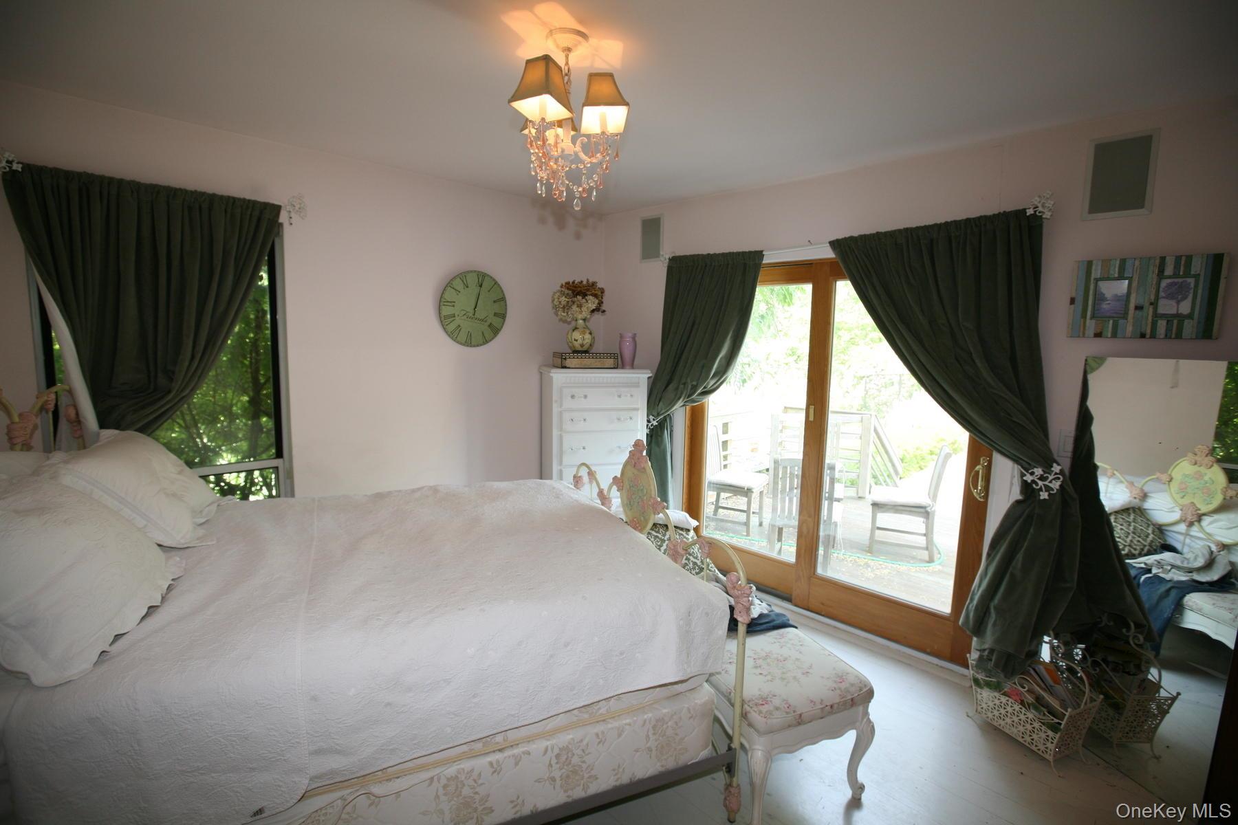 #14 photo, 1366 Scuttle Hole Road, Water Mill , NY 11976