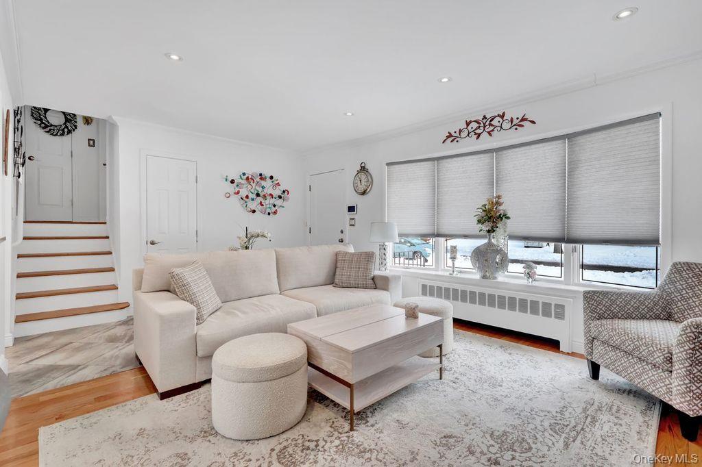 #10 photo, 3354 2nd Street, Oceanside , NY 11572