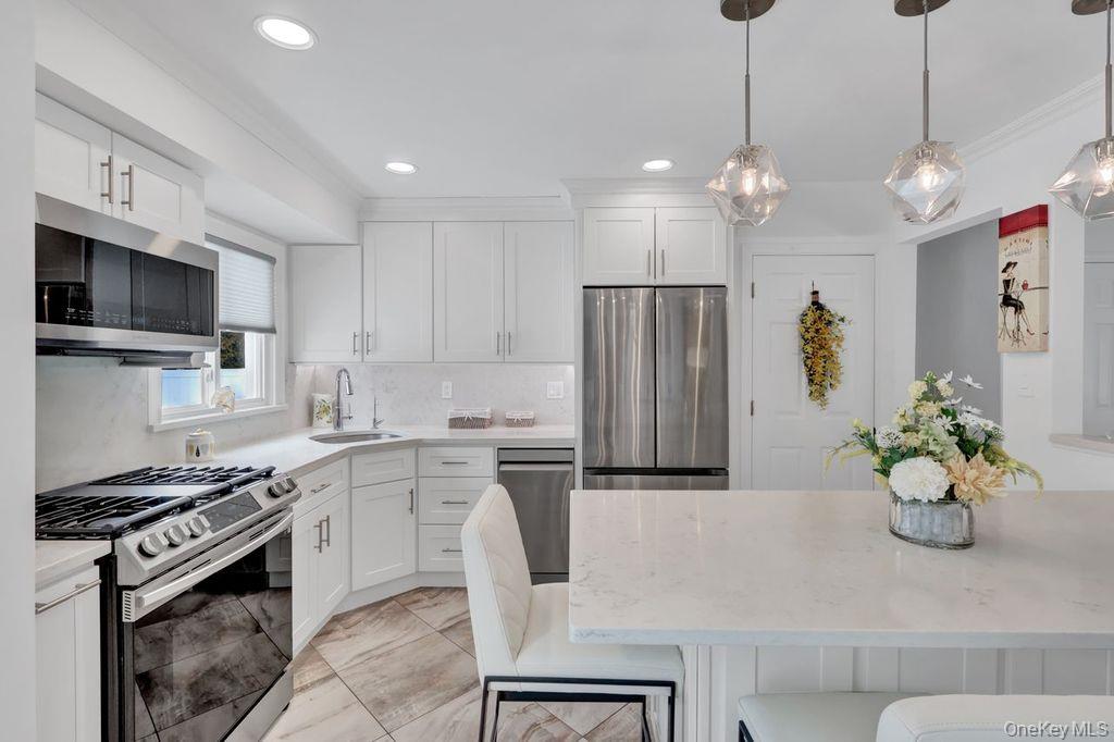 #13 photo, 3354 2nd Street, Oceanside , NY 11572