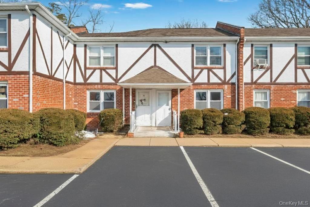 #1 photo, 2066 Lakeview Road, Bellmore , NY 11710