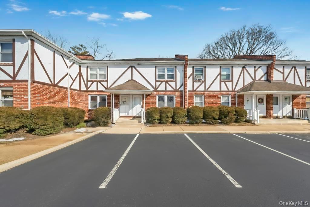 #2 photo, 2066 Lakeview Road, Bellmore , NY 11710