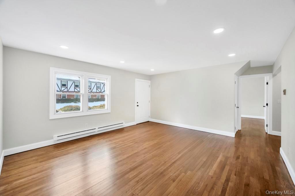 #9 photo, 2066 Lakeview Road, Bellmore , NY 11710