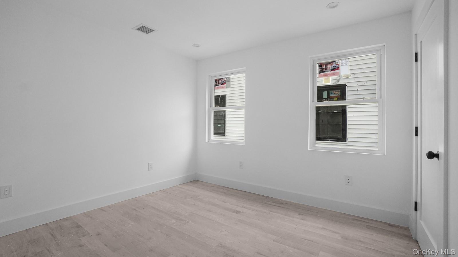 #18 photo, 338 E 234th Street, 布朗士 Bronx , NY 10470