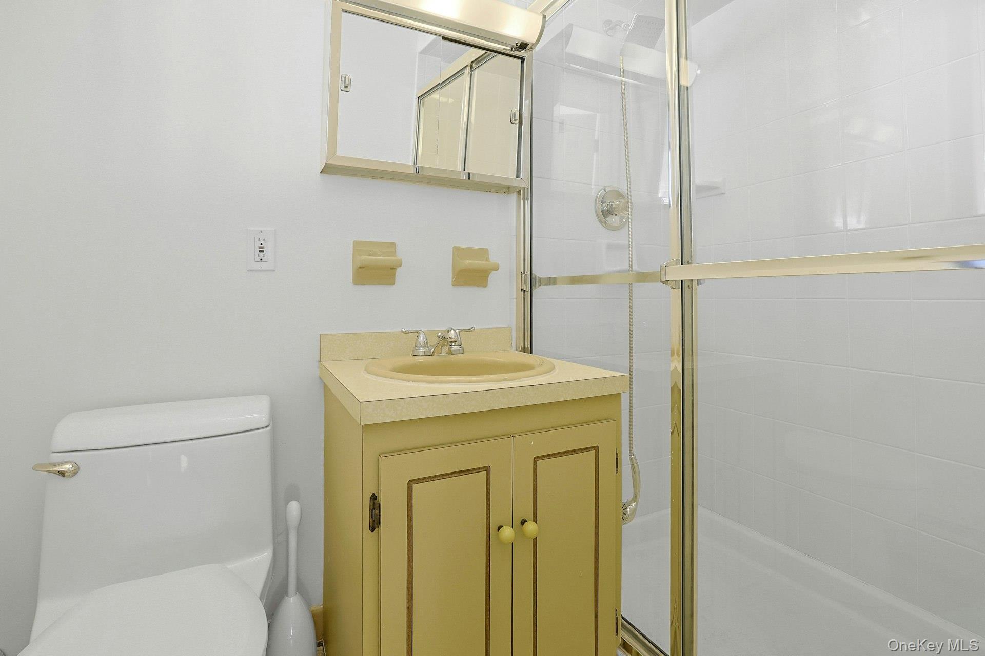 #20 photo, 4 Sassi Drive, Croton-on-Hudson , NY 10520