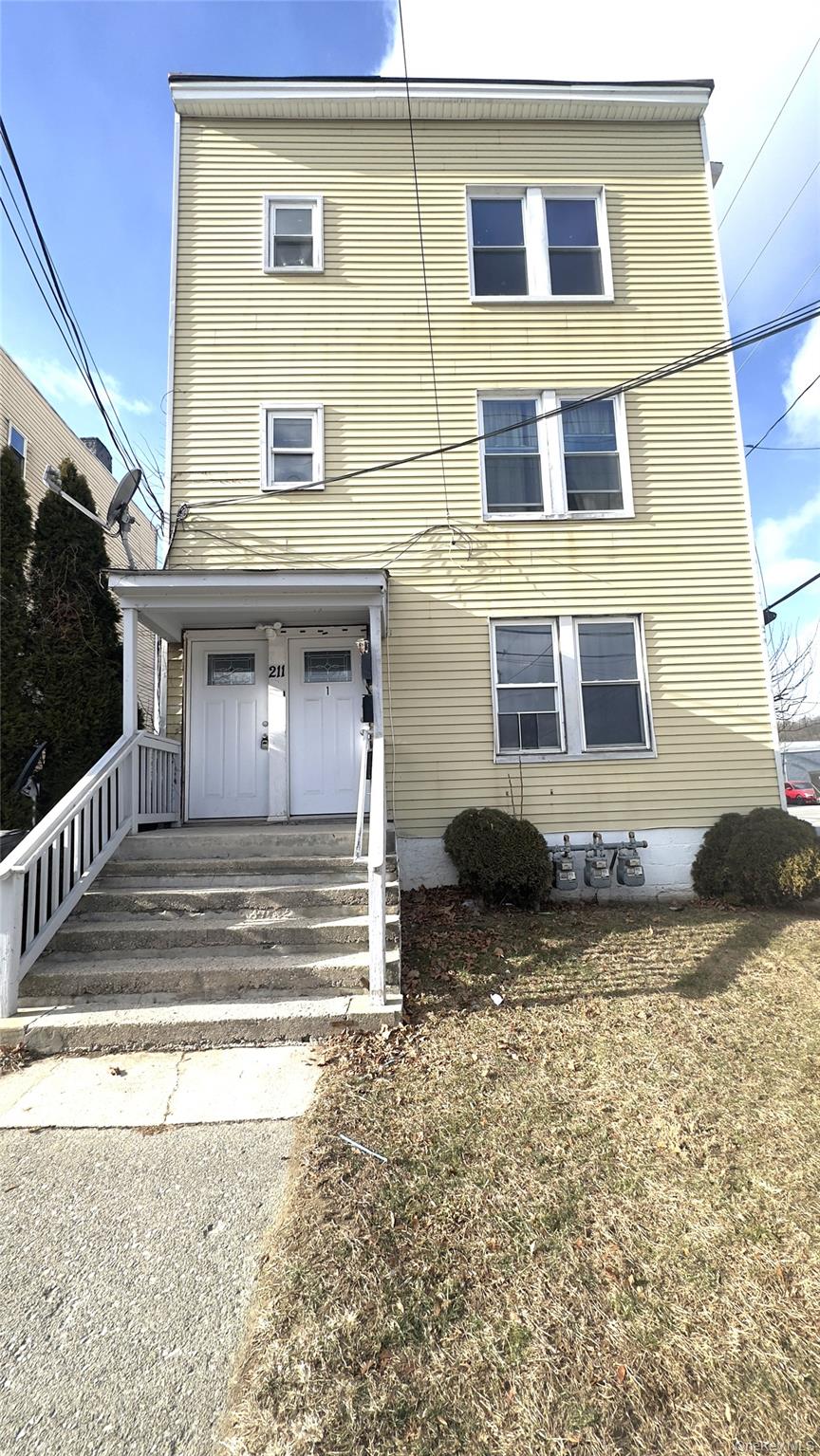 #1 photo, 211 Winnikee Avenue, Poughkeepsie , NY 12601