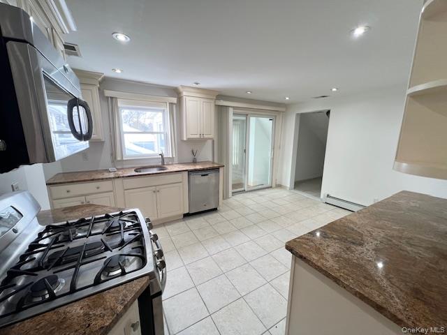 #5 photo, 11 Walnut Avenue, Pelham , NY 10803