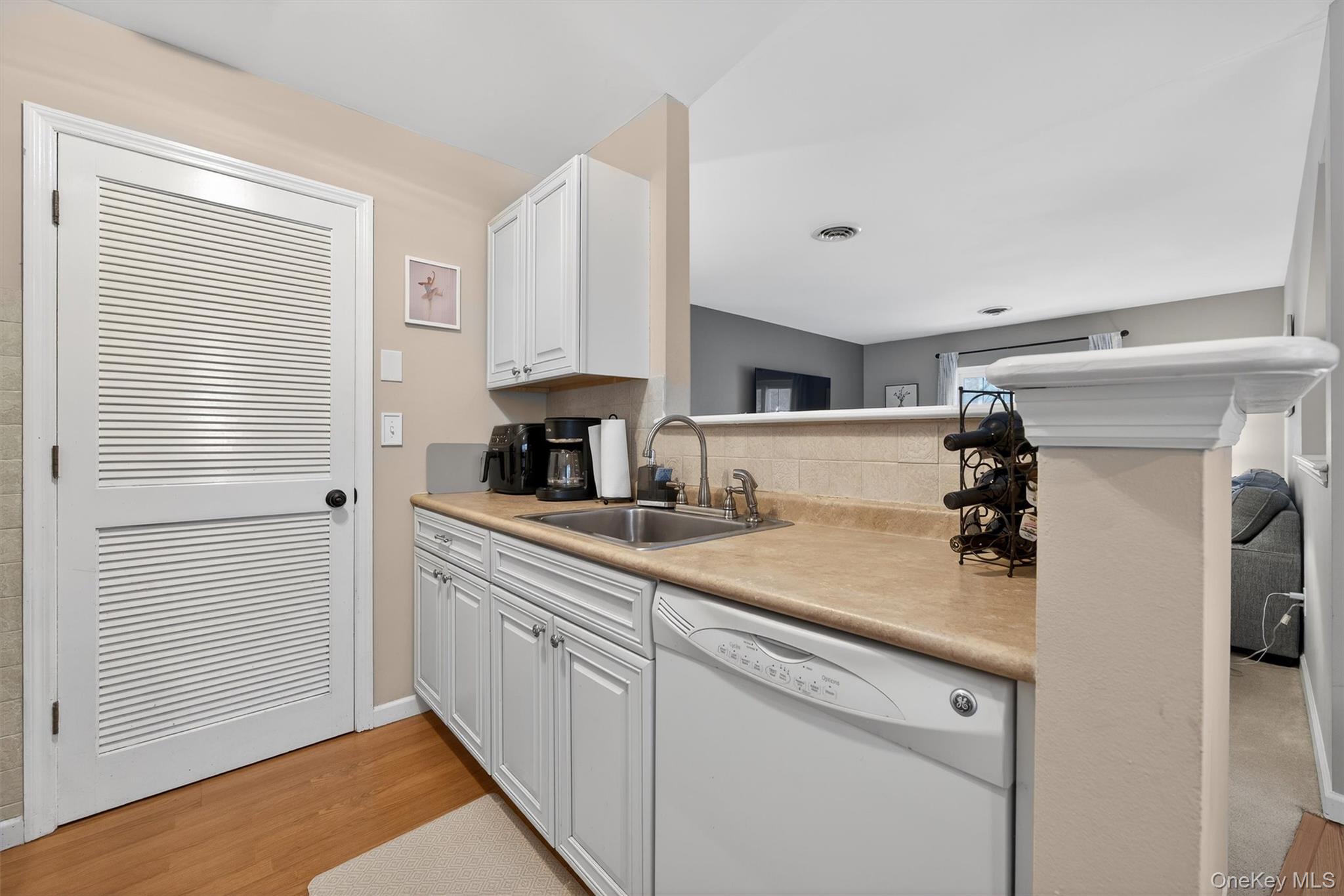 #12 photo, 1408 Rosewood Court, Highland Mills , NY 10930