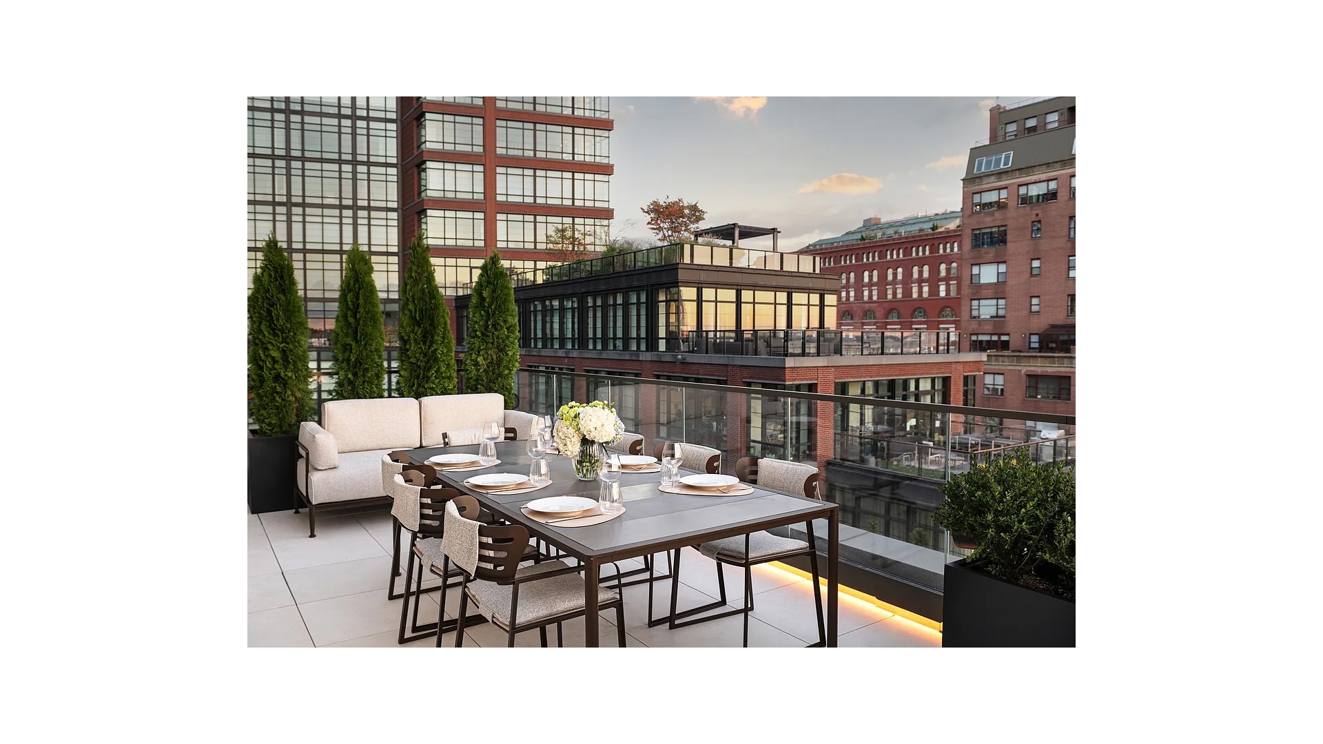 #8 photo, 401 WEST Street, West Village , NY 10014