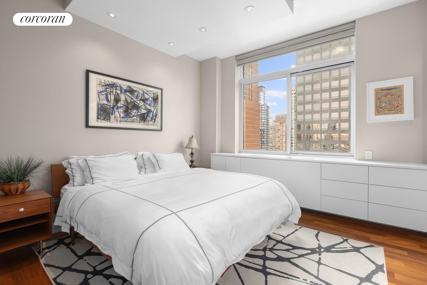 #5 photo, 212 E 57TH Street, Sutton Place , NY 10022