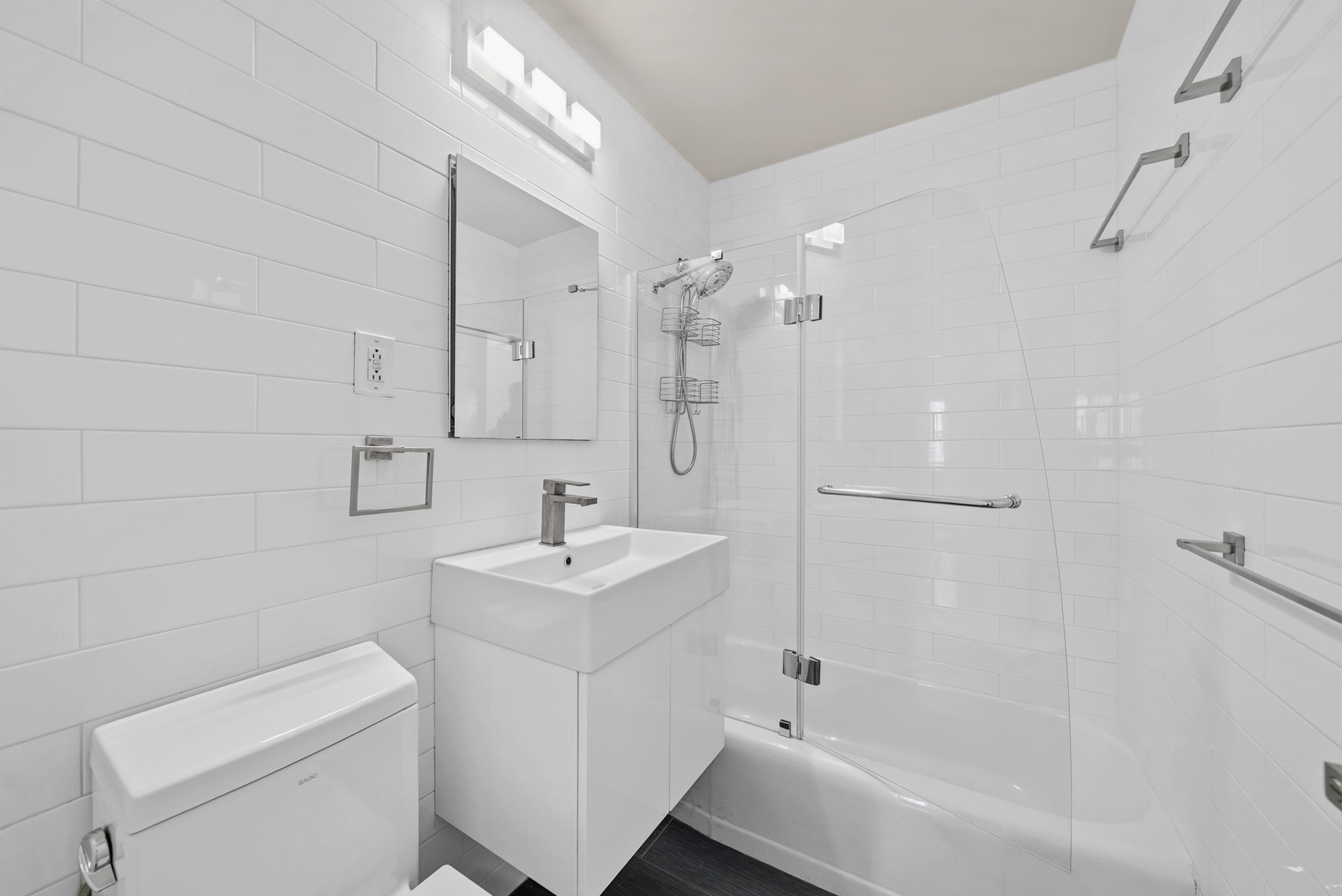 #16 photo, 340 E 80th Street, Upper East Side , NY 10075