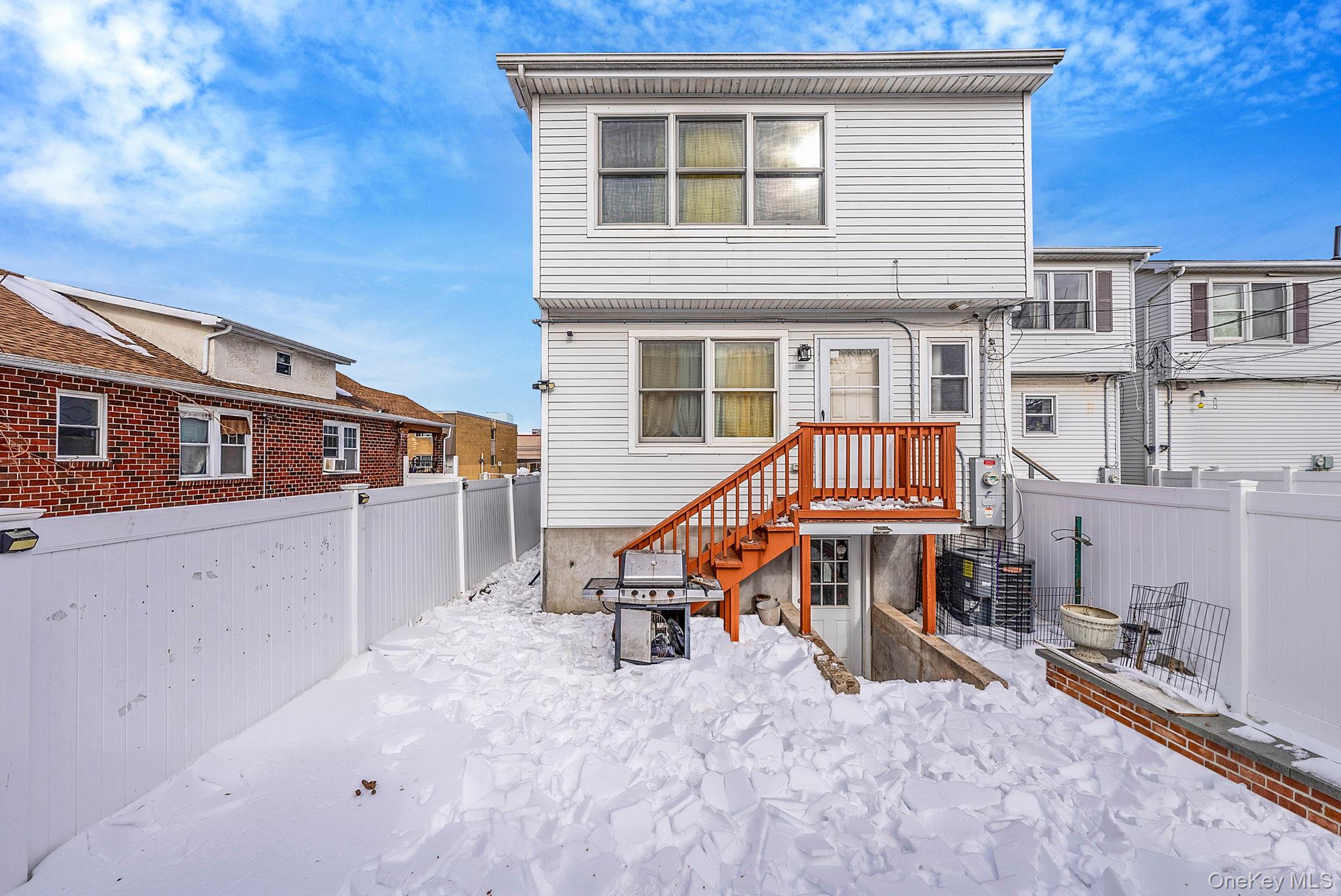 #10 photo, 50 E Pine Street, Long Beach , NY 11561