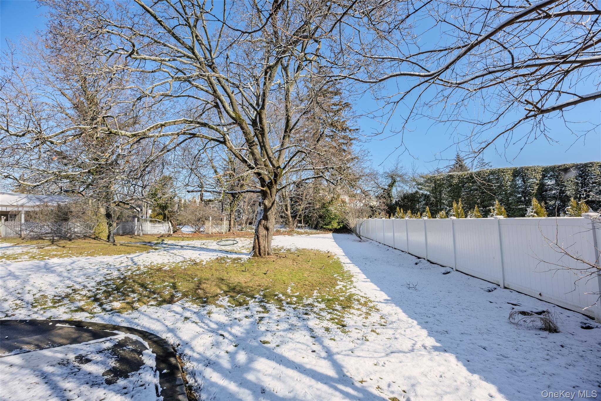 #7 photo, 467 Hempstead Avenue, Rockville Centre , NY 11570