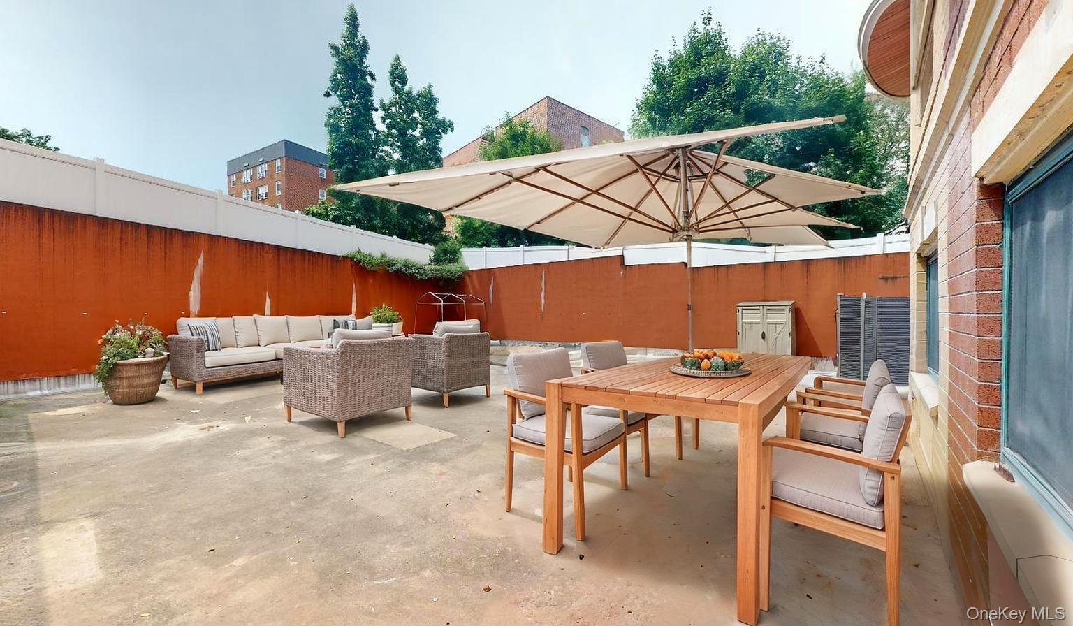 #19 photo, 84-14 143rd Street, Briarwood , NY 11435