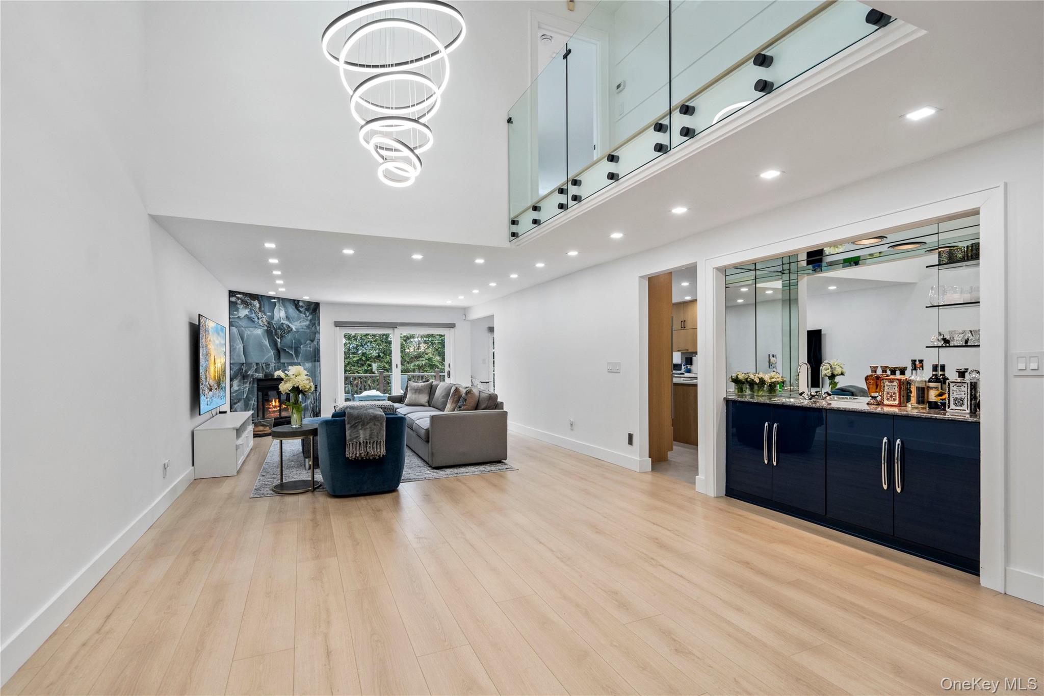 #3 photo, 16 Pony Circle, Roslyn Heights , NY 11577