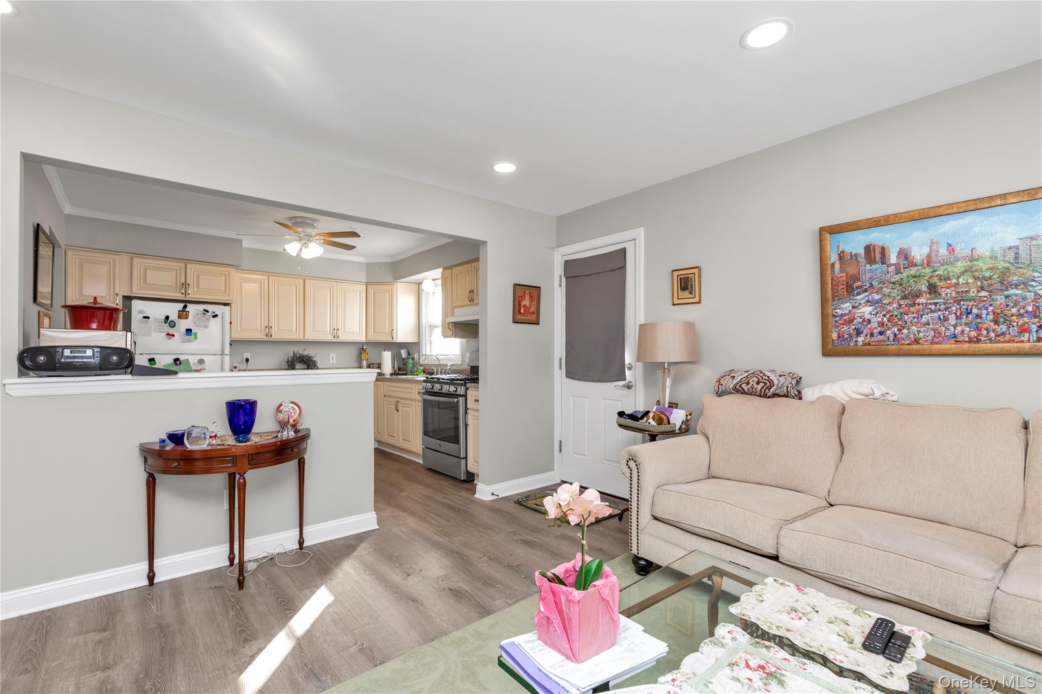 #17 photo, 26 Lancaster Road, Island Park , NY 11558