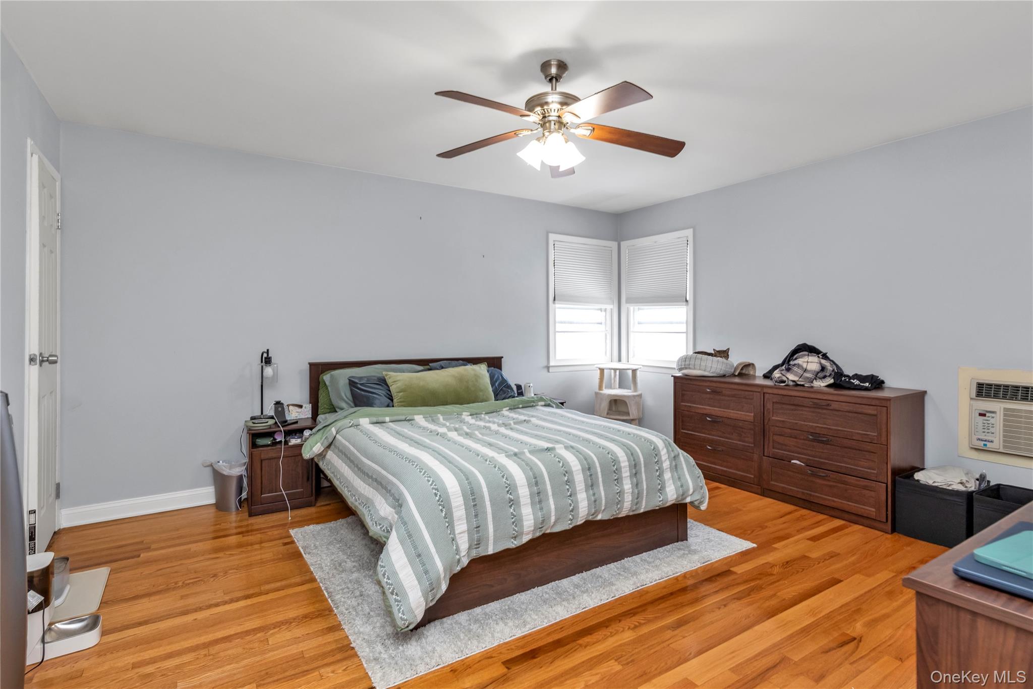 #9 photo, 26 Lancaster Road, Island Park , NY 11558