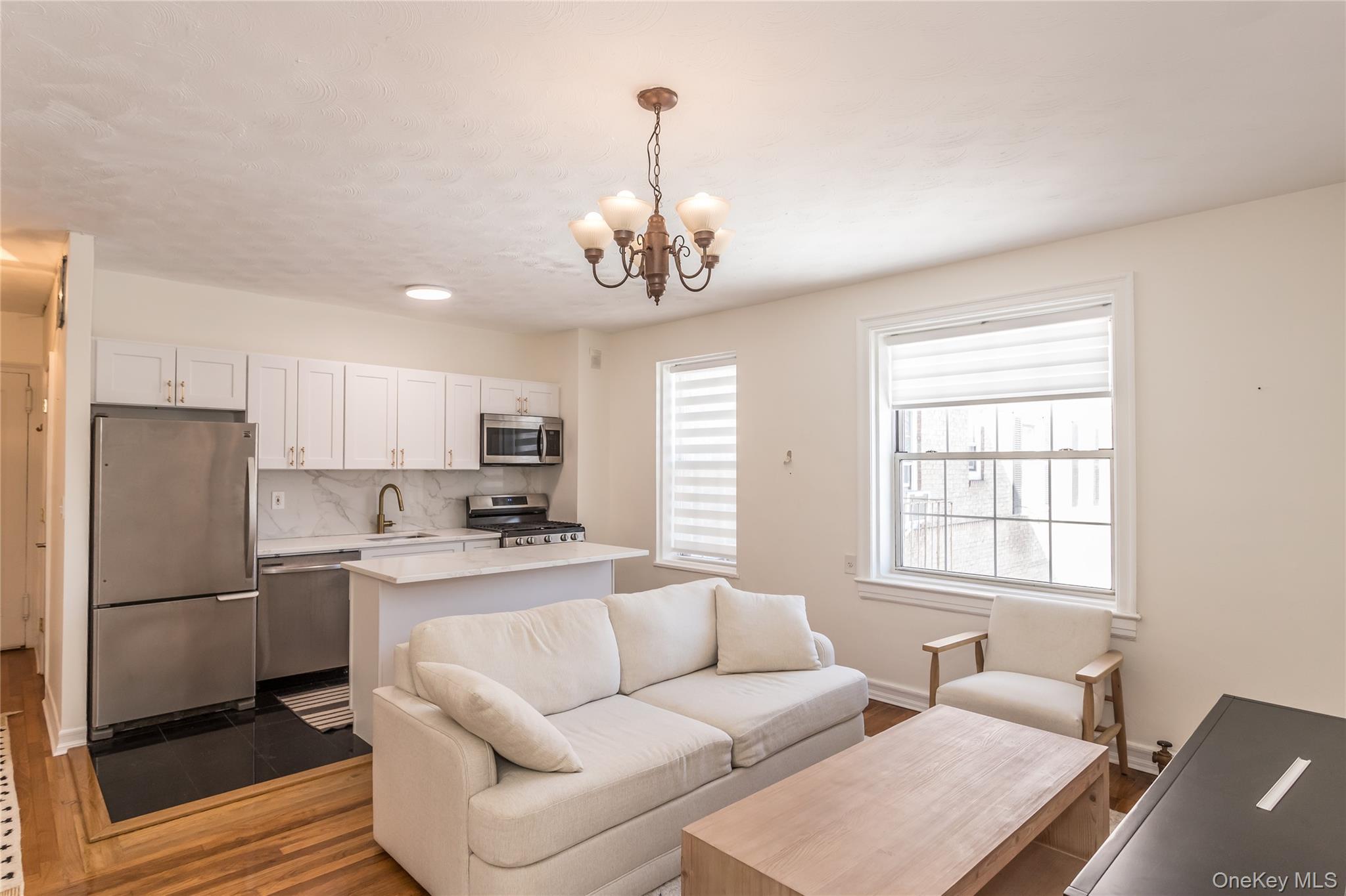 #13 photo, 30-69 Hobart Street, Woodside , NY 11377