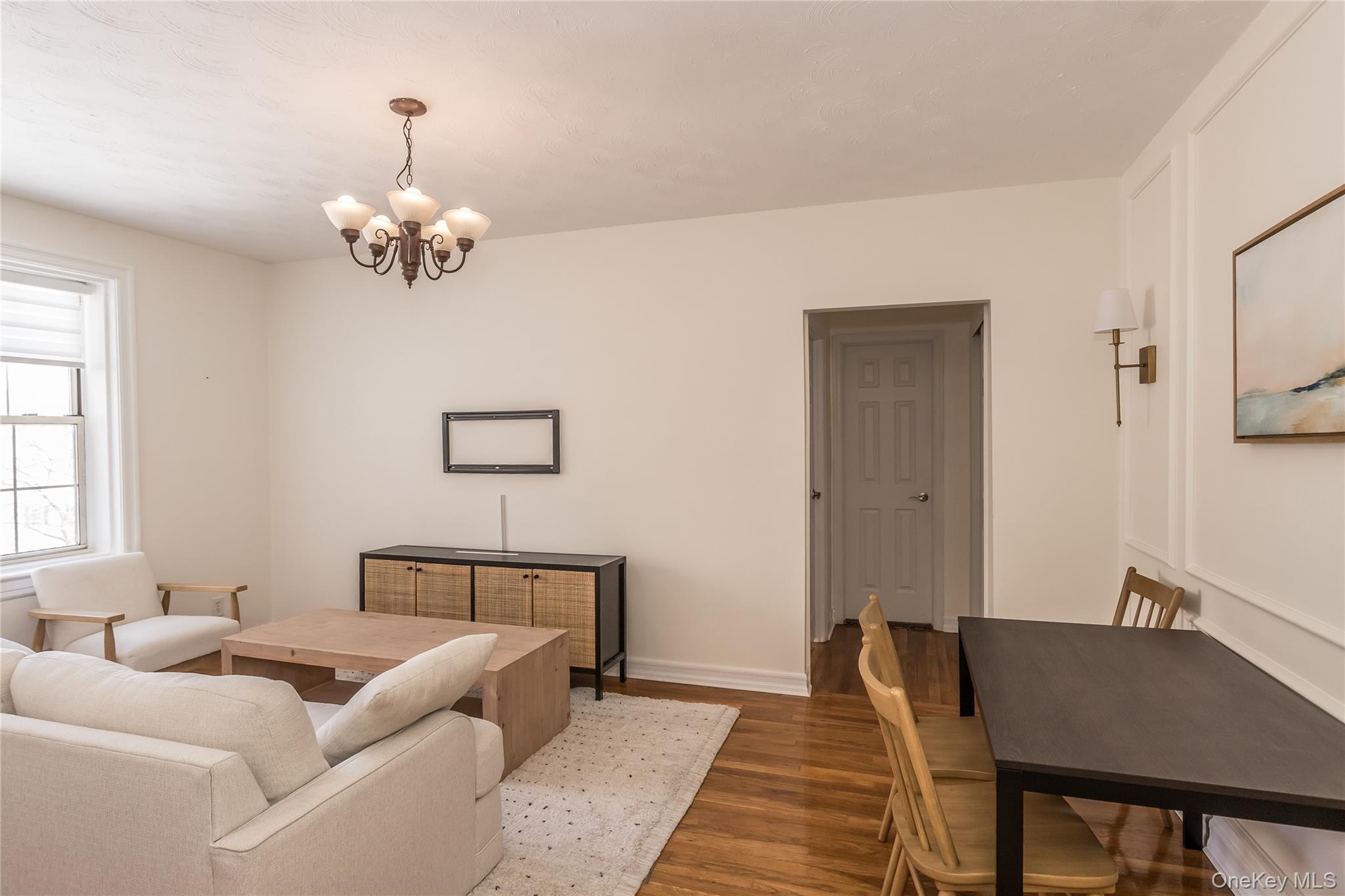 #8 photo, 30-69 Hobart Street, Woodside , NY 11377