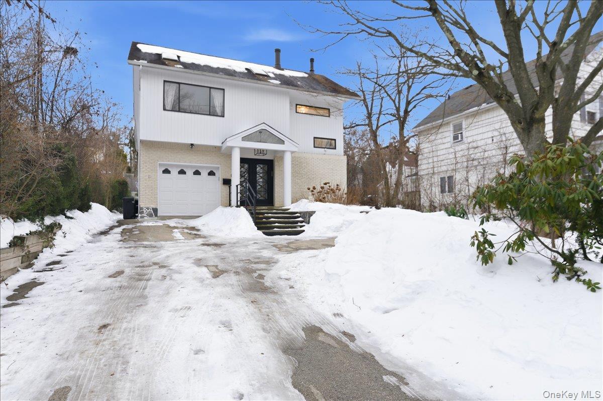 #2 photo, 12 Red Brook Road, Great Neck , NY 11024