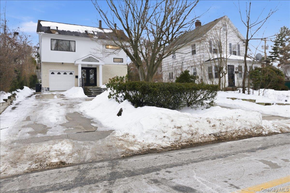 #3 photo, 12 Red Brook Road, Great Neck , NY 11024