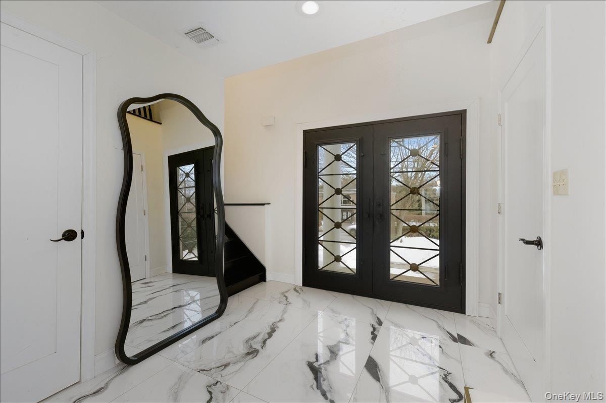 #4 photo, 12 Red Brook Road, Great Neck , NY 11024