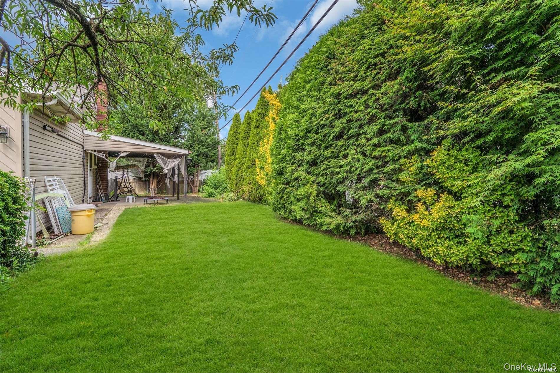 #6 photo, 4 Cheshire Road, Bethpage , NY 11714