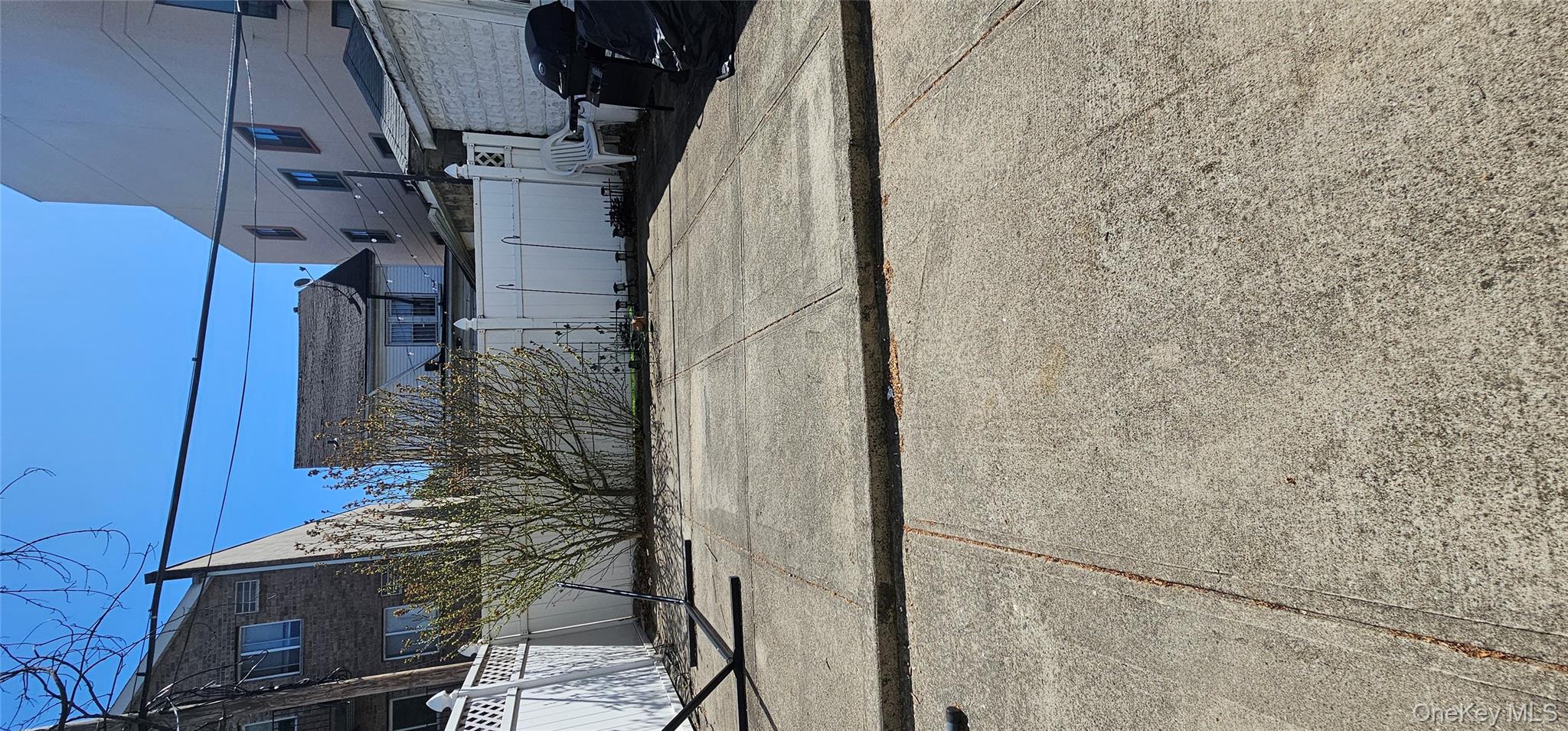 #5 photo, 627 E 32nd Street, ब्रुकलीन Brooklyn , NY 11210