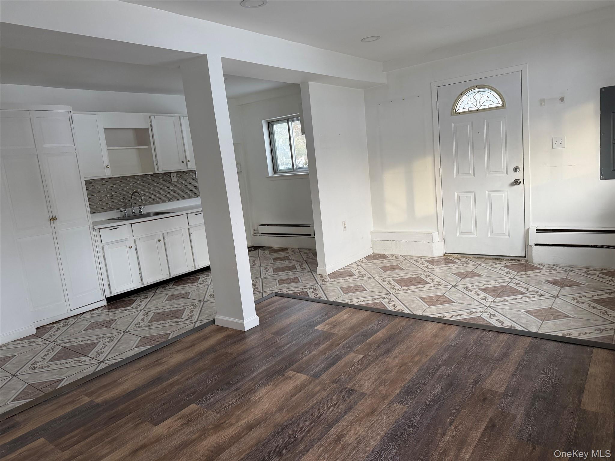 #12 photo, 11 Mel Court, Bay Shore , NY 11706