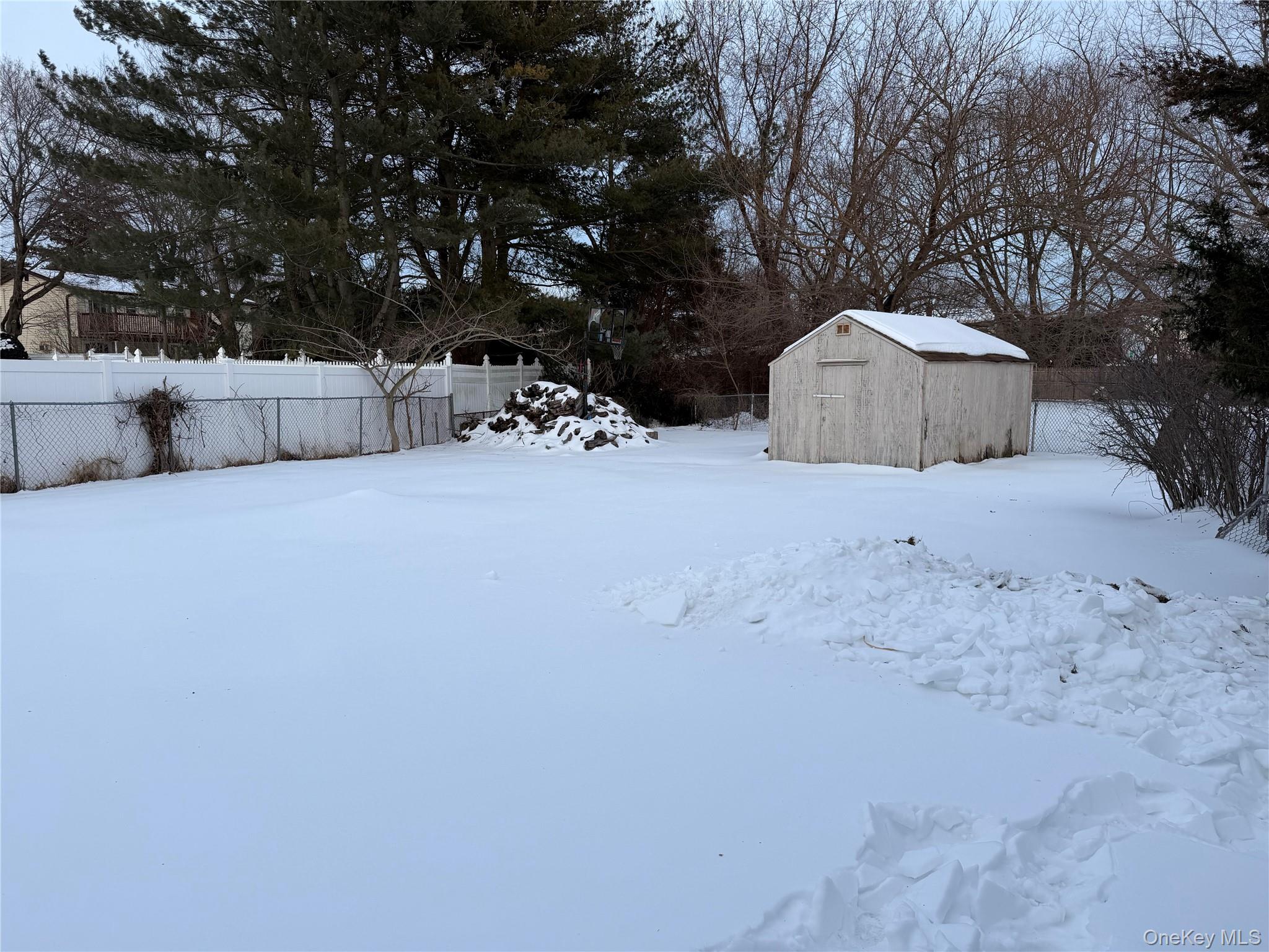 #19 photo, 11 Mel Court, Bay Shore , NY 11706