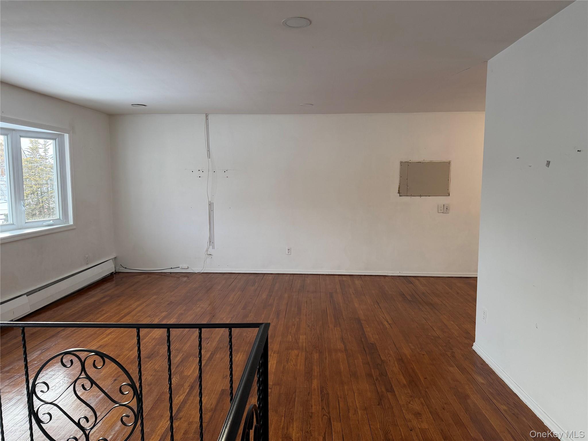 #4 photo, 11 Mel Court, Bay Shore , NY 11706