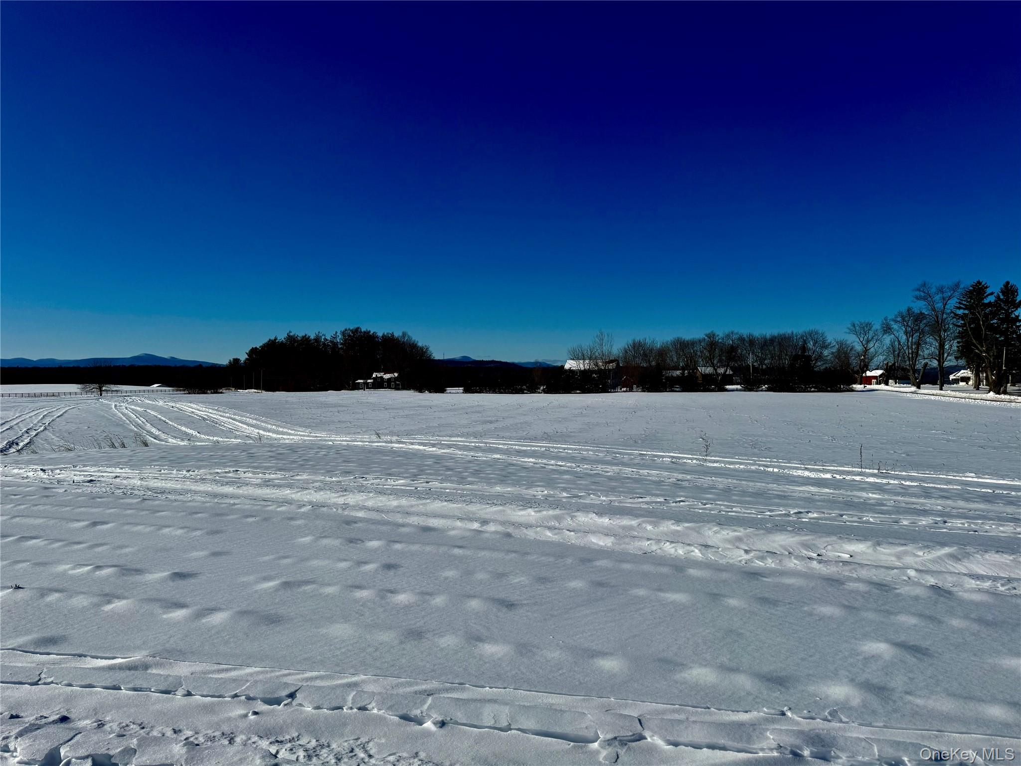 #5 photo, Us 9, Hudson , NY 12541