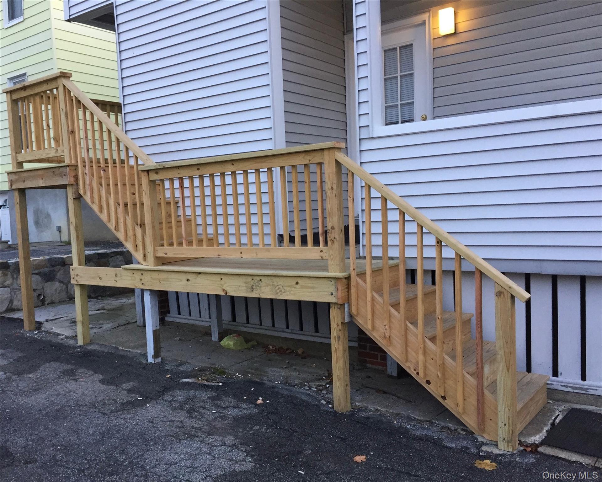 #18 photo, 3 Everett Avenue, Ossining , NY 10562