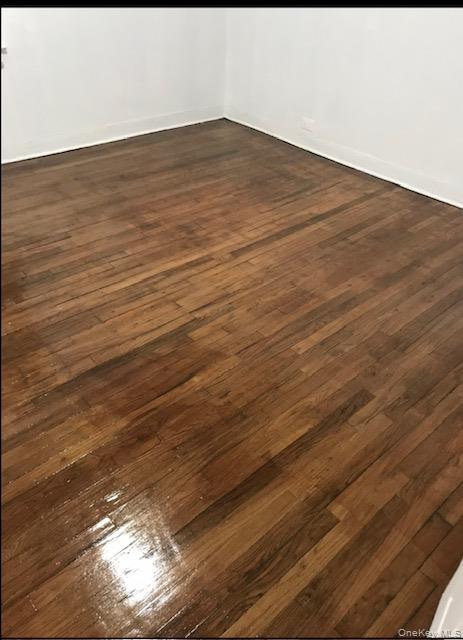 #4 photo, 439 Thieriot Avenue, 布朗士 Bronx , NY 10473