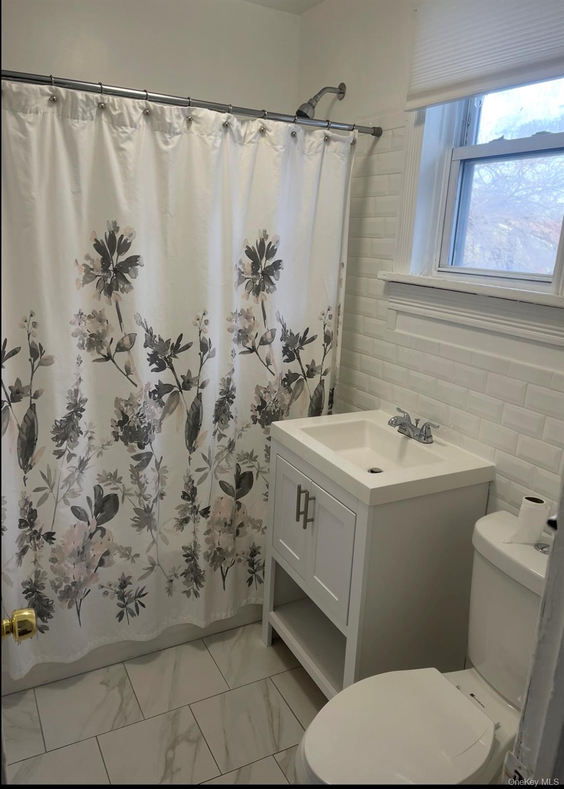 #6 photo, 439 Thieriot Avenue, 布朗士 Bronx , NY 10473