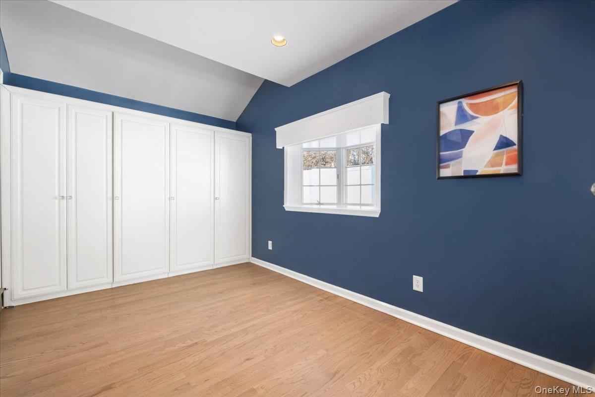 #16 photo, 66 Middle Road, Eastchester , NY 10709