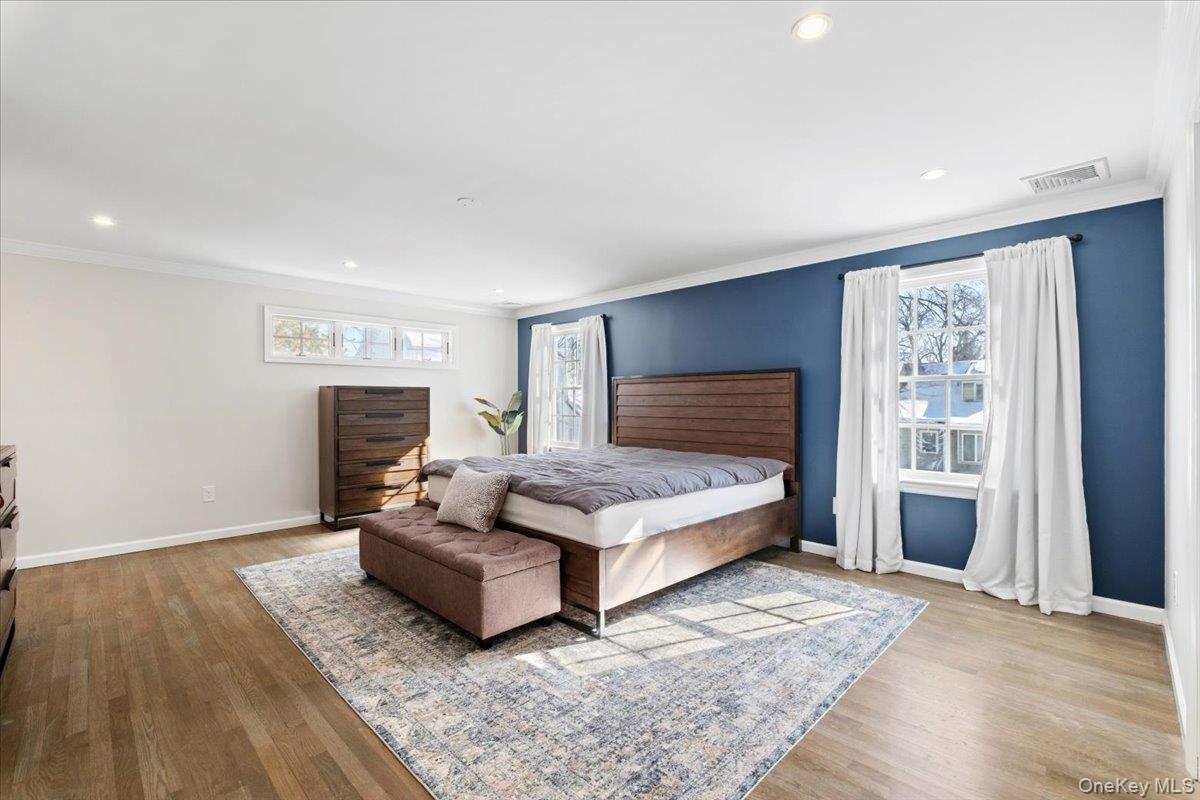 #18 photo, 66 Middle Road, Eastchester , NY 10709