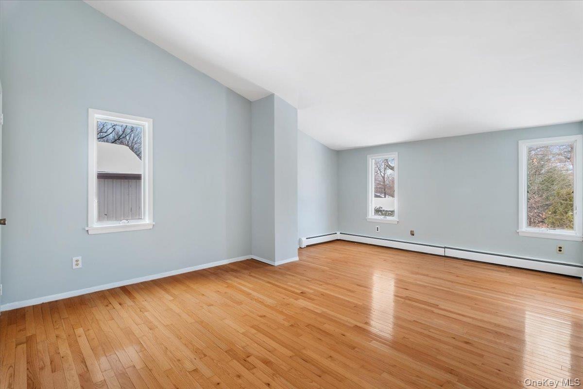 #17 photo, 206 Emerson Avenue, Hartsdale , NY 10530