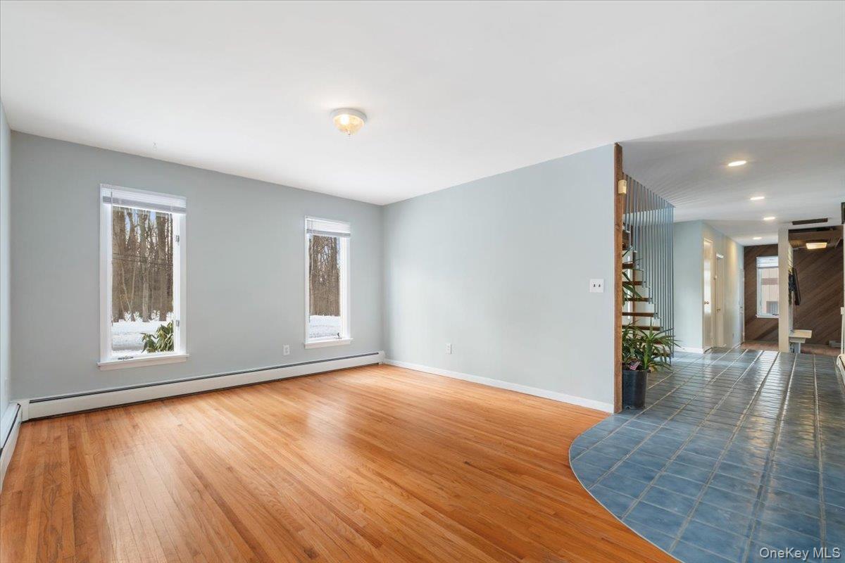 #8 photo, 206 Emerson Avenue, Hartsdale , NY 10530