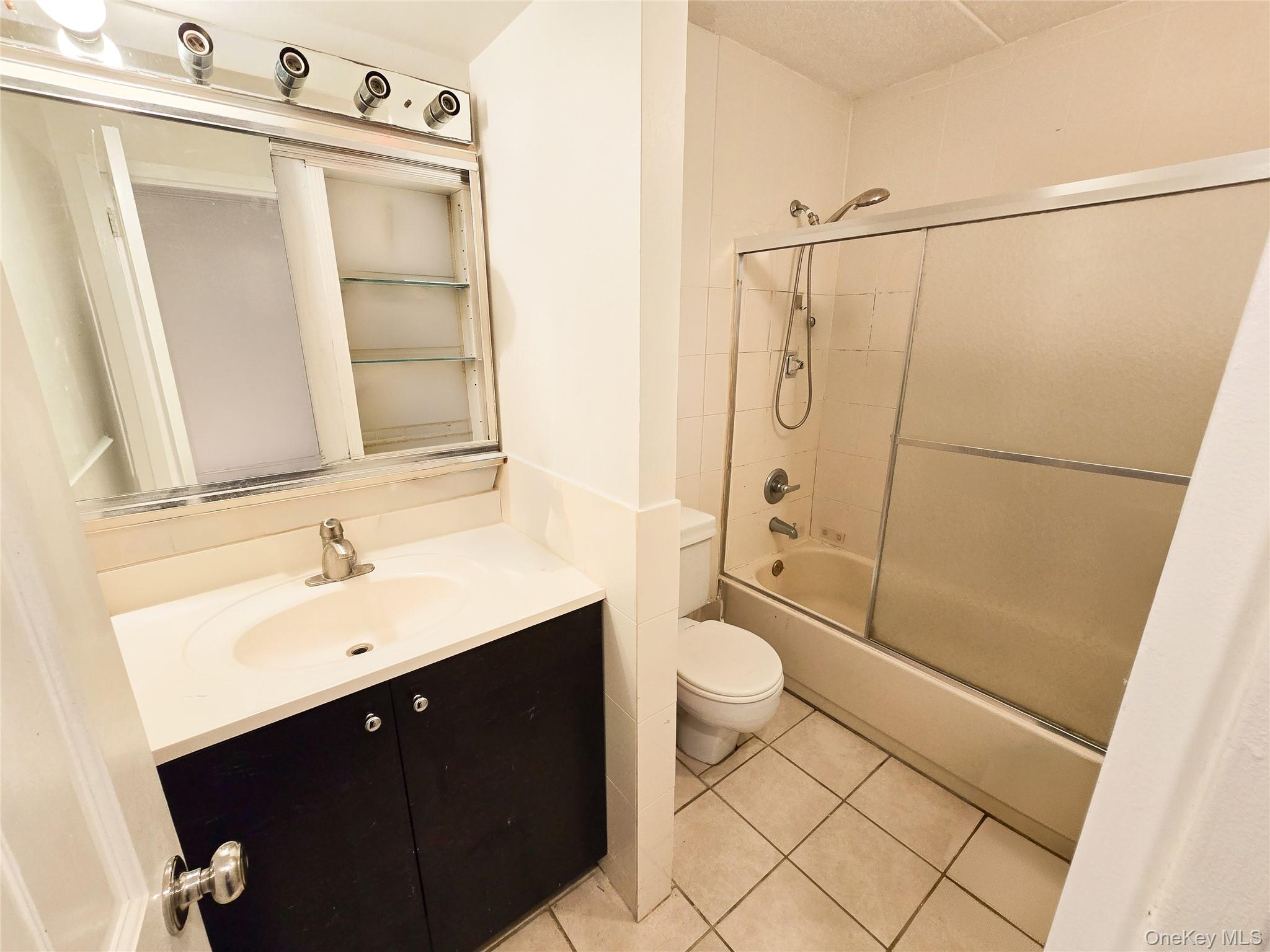 #11 photo, 38-08 147 Street, Flushing , NY 11354