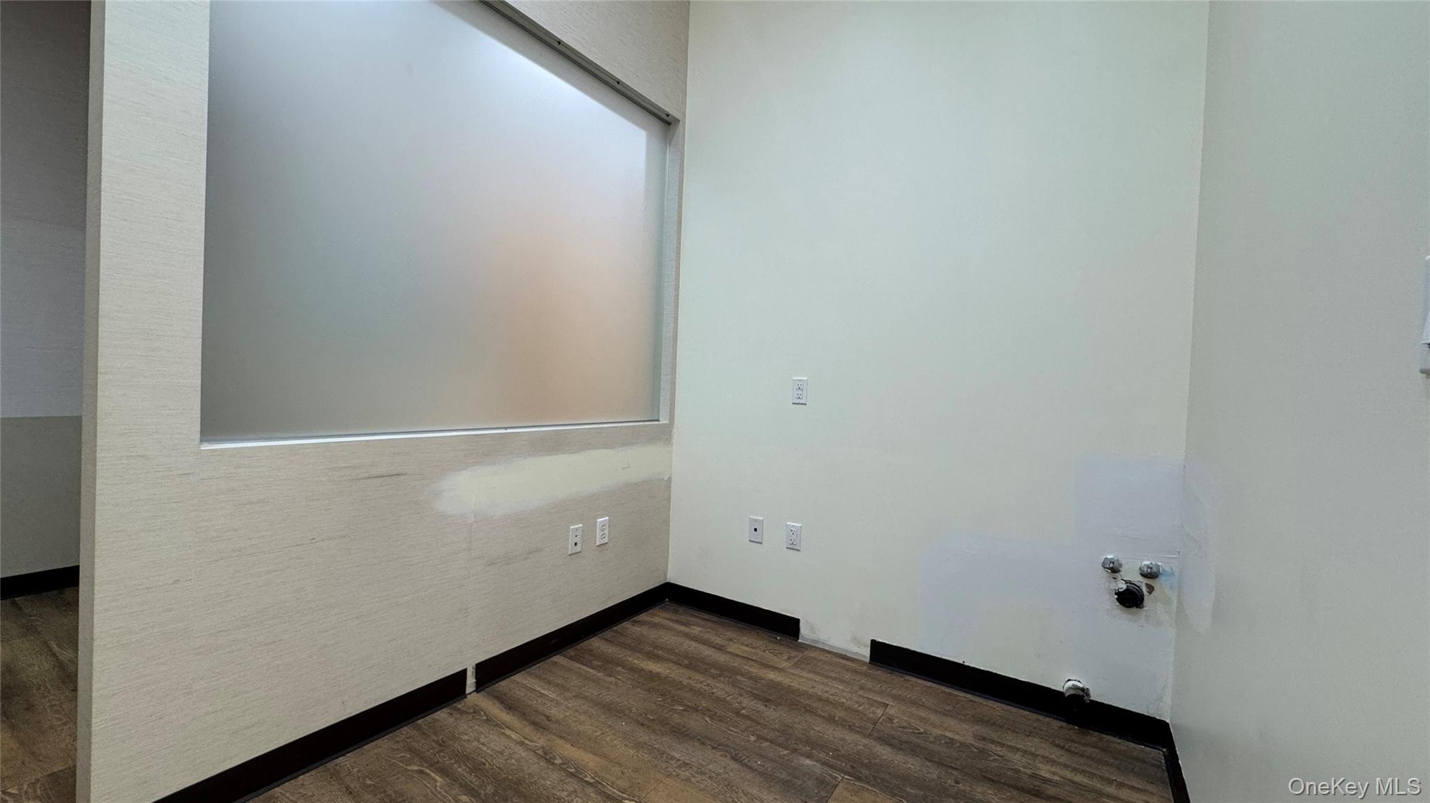 #7 photo, 131-07 40th Street, كوينز Flushing , NY 11354