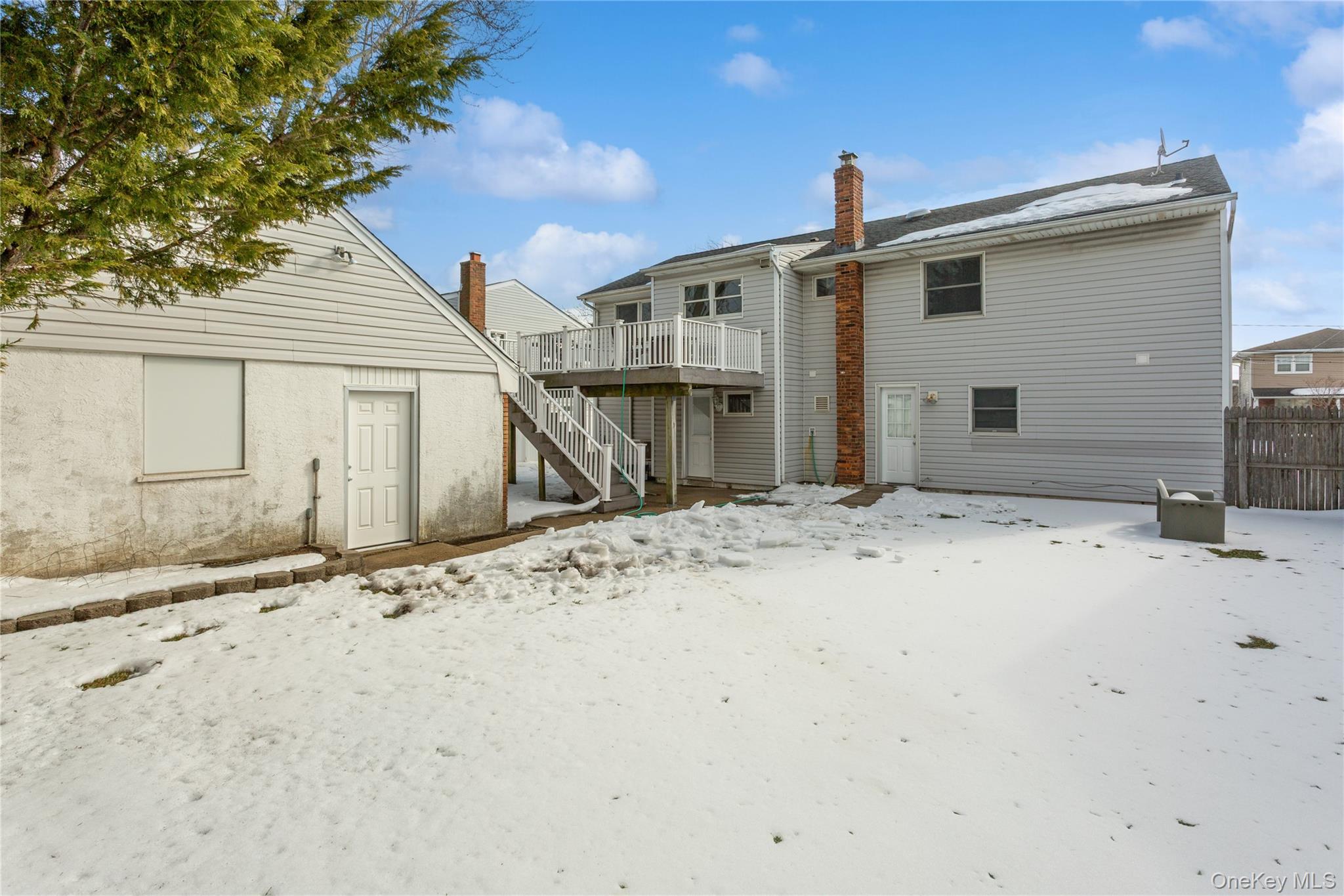 #5 photo, 4274 Broadway, Island Park , NY 11558