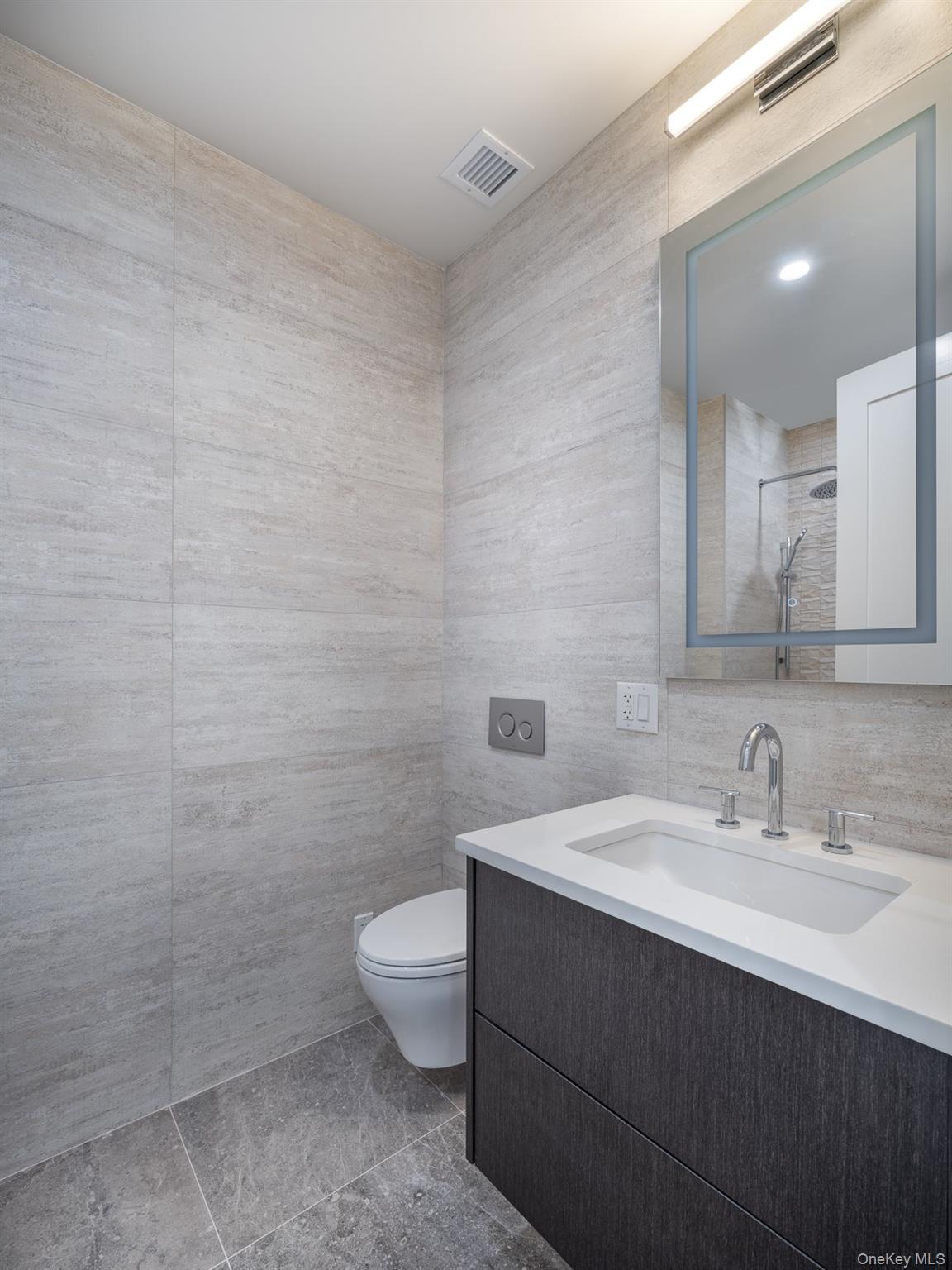 #5 photo, 2131 Shore Boulevard, Astoria , NY 11105