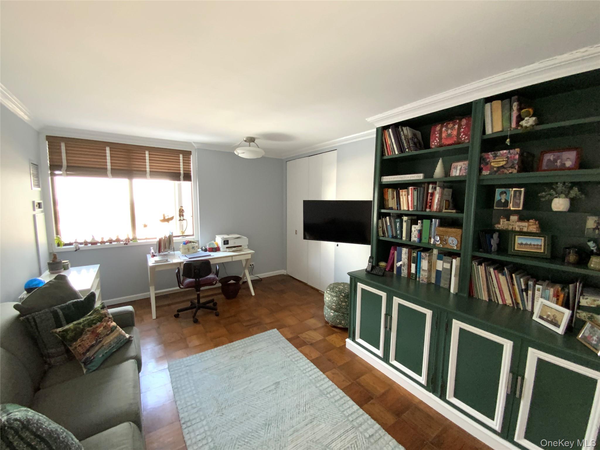 #16 photo, 27110 Grand Central Parkway, Floral Park , NY 11005