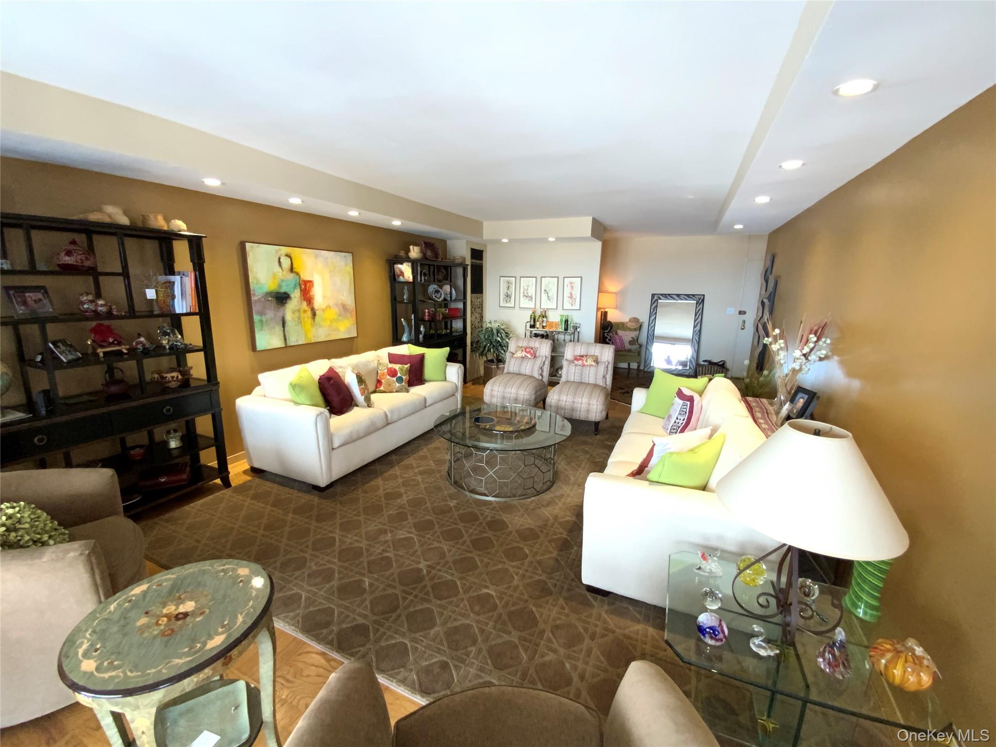 #3 photo, 27110 Grand Central Parkway, Floral Park , NY 11005