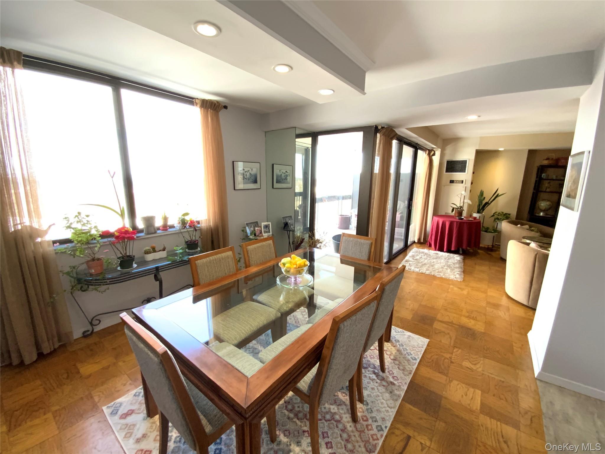 #9 photo, 27110 Grand Central Parkway, Floral Park , NY 11005