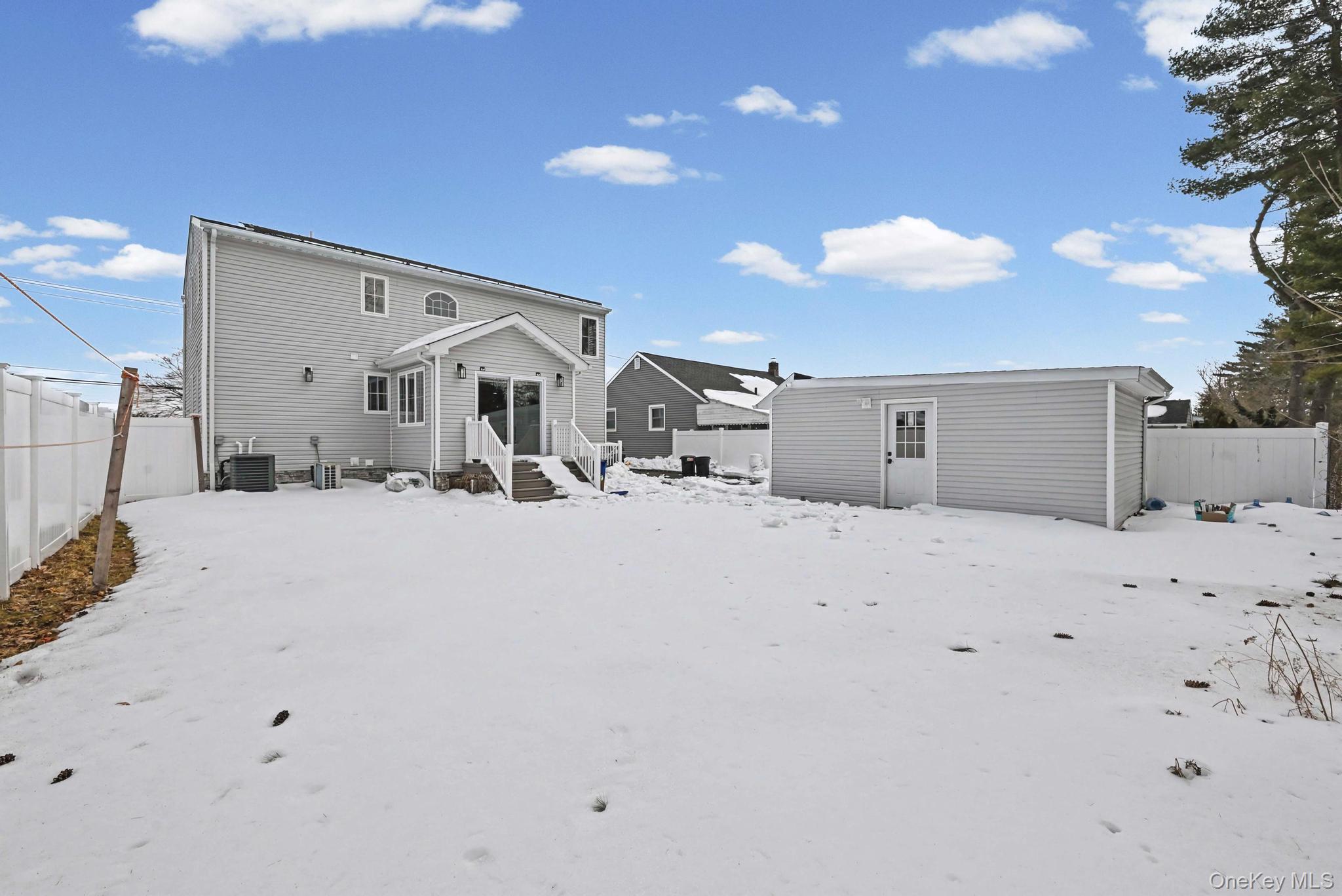 #6 photo, 99 Kuhl Avenue, Hicksville , NY 11801