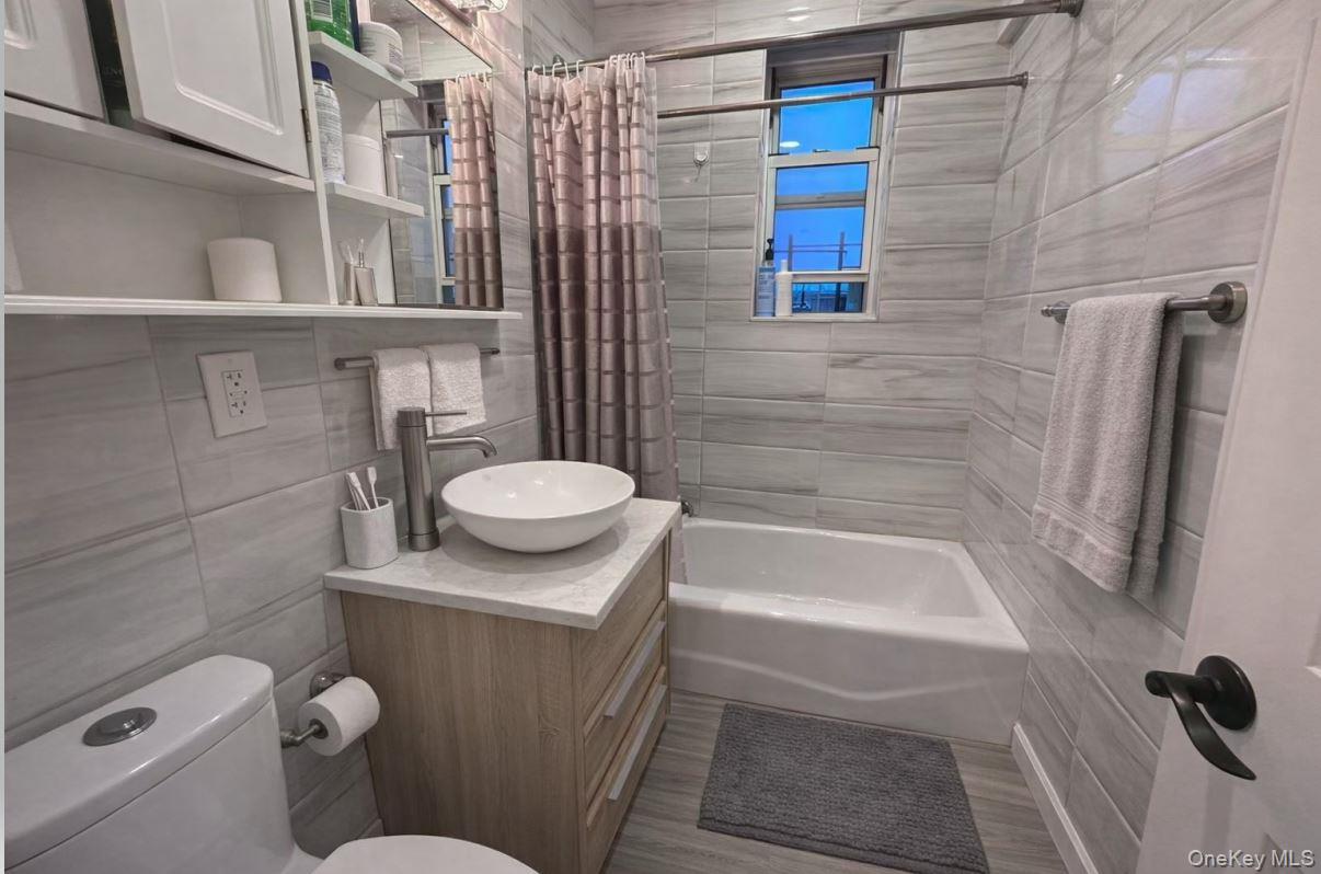 #11 photo, 2704 Parsons Boulevard, Flushing , NY 11354