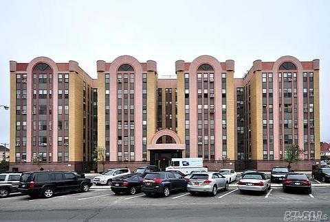 #1 photo, 25 W Broadway, Long Beach , NY 11561